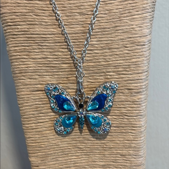 Paparazzi Blue and Silver Necklace with Intricate Design - Picture 5 of 12